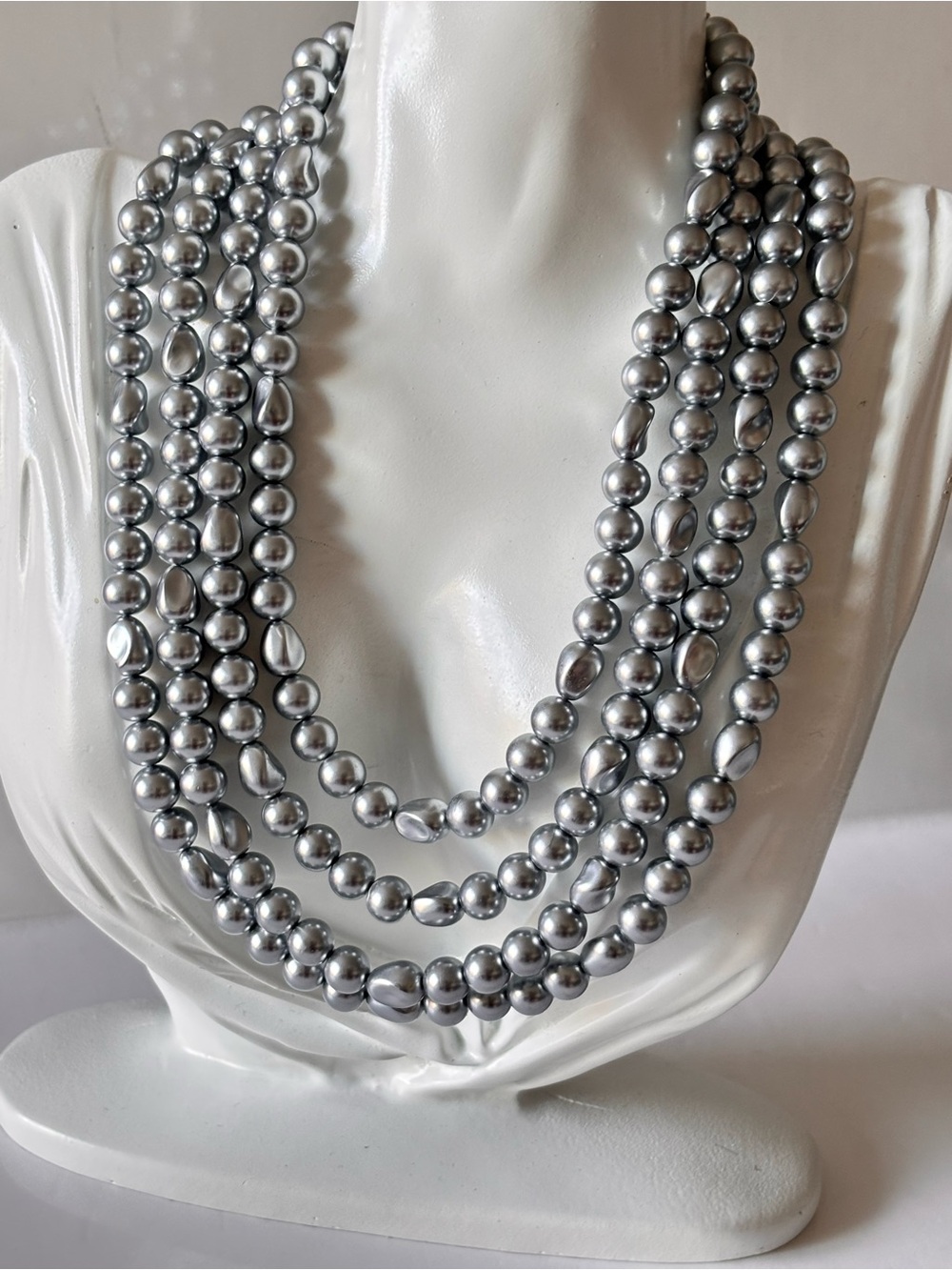 🦋2/25$ Faux Gray Silver Disc Pearl Multistrand Necklace